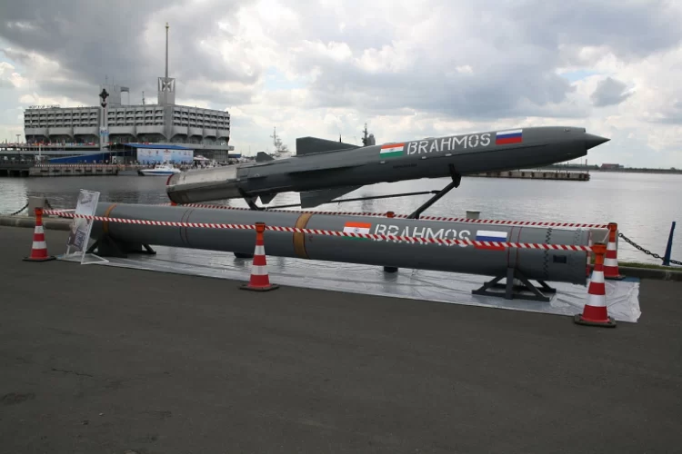 India faced Rs 240 million loss after firing of BrahMos missile to Pakistan | Baaghi TV