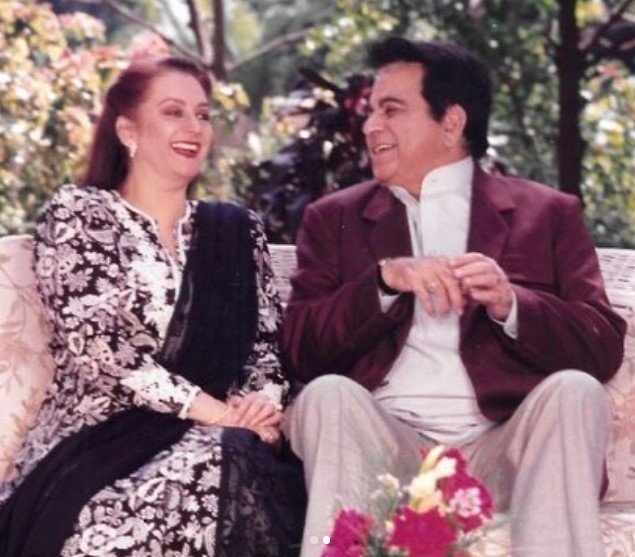 Saira Banu makes Instagram debut, shares old pictures with Dilip Kumar | Baaghi TV