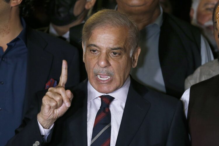 ATM Chairman pens letter to PM Shehbaz Sharif, demands meritocracy in civil services | Baaghi TV