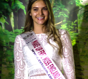 Natasha Beresford Crowned Winner of the First Makeup-Free Beauty Pageant | Baaghi TV