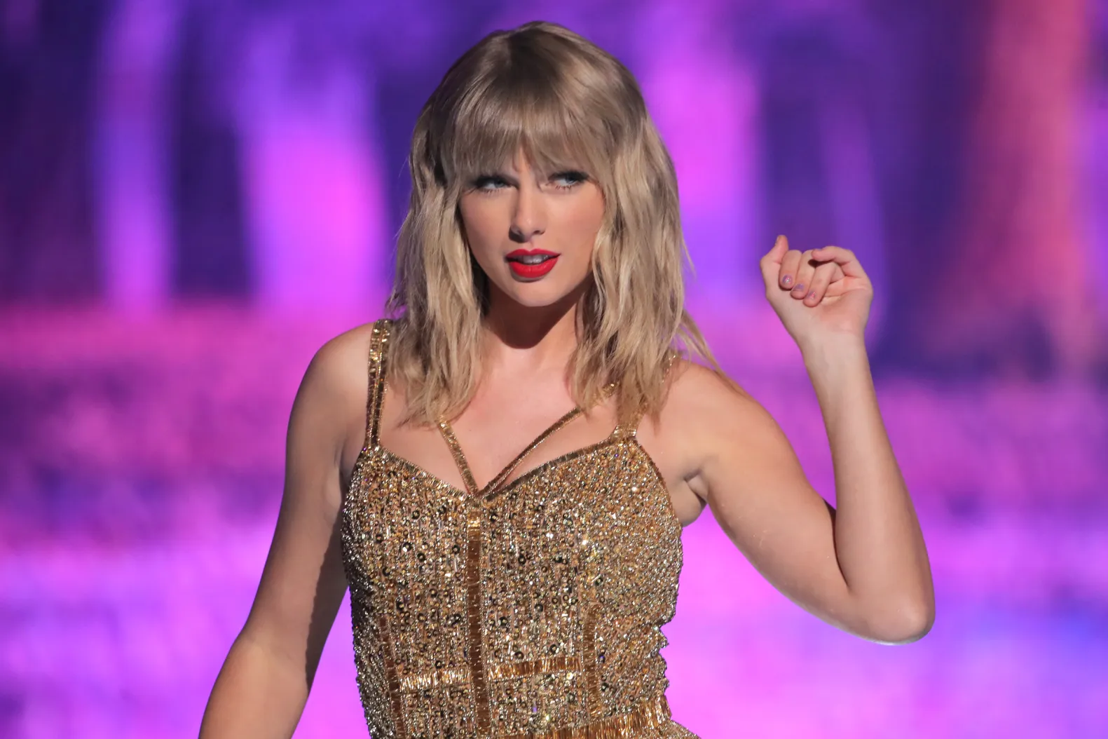 Taylor Swift estimated to be a Billionaire: Report | Baaghi TV