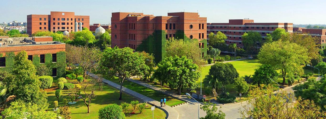 Kakar's Visit to LUMS: A Critical Assessment | Baaghi TV