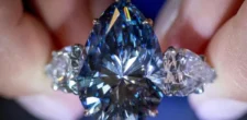 Rare Blue Diamond Auctioned over $40 Million | Baaghi TV
