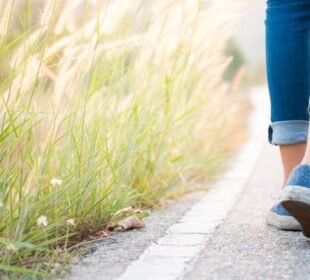 How can Backwards Walking benefit your everyday Health? | Baaghi TV