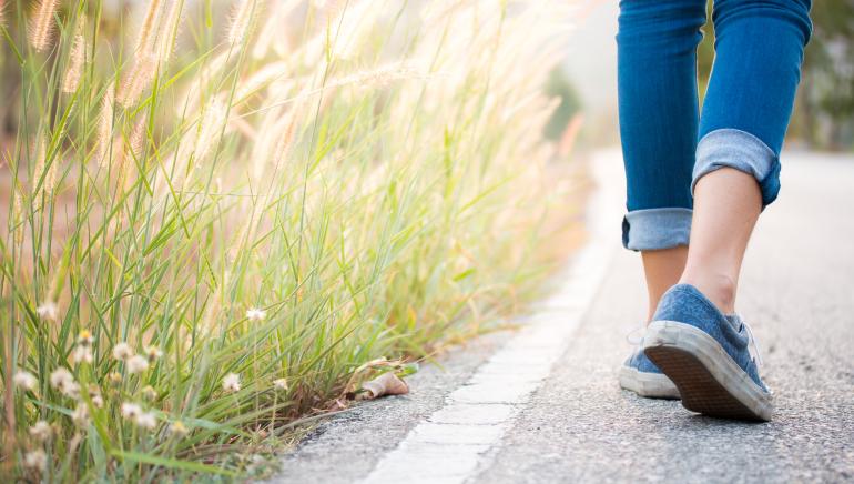 How can Backwards Walking benefit your everyday Health? | Baaghi TV