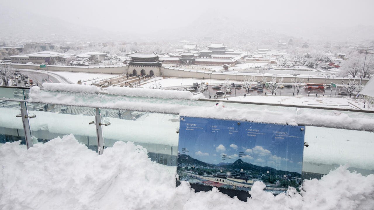 Four killed as South Korean Capital blanketed by Heavy Snowfall | Baaghi TV