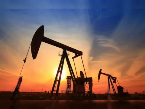Growing Oil Prices and Their Impact on Pakistan’s Economy | Baaghi TV