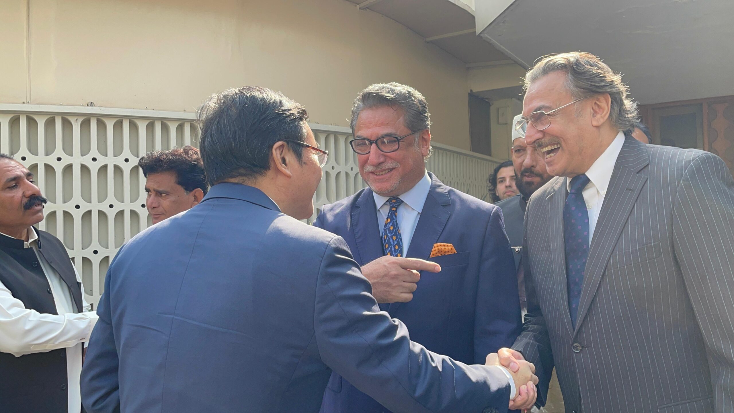 Chinese Counsel General's Visit to Gujrat and Mian Akbar House | Baaghi TV
