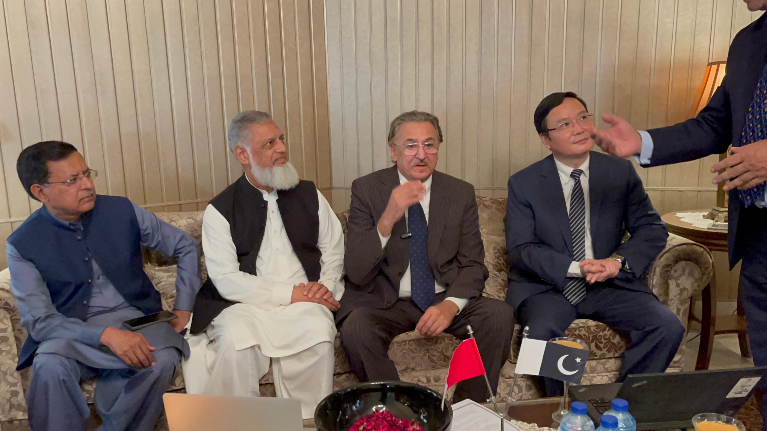 Chinese Counsel General's Visit to Gujrat and Mian Akbar House | Baaghi TV